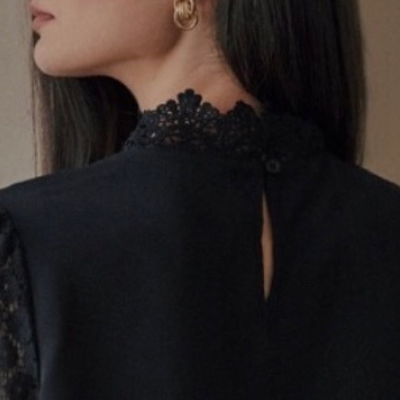 Black Guipure Lace Insert Top - Picture 4 of 13